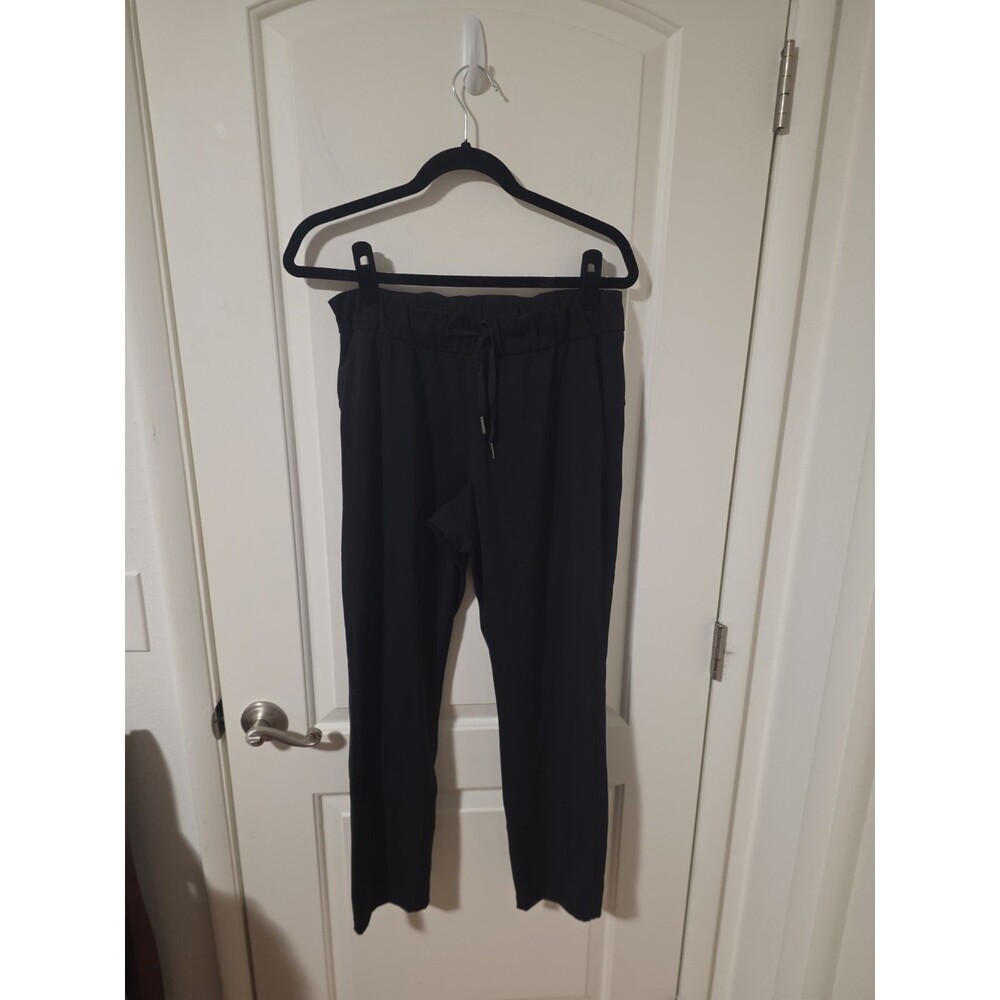 Lululemon Women's On The Fly Jogger Pant Size 8 Black Inseam 27”